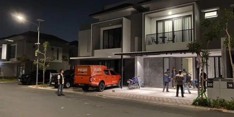 Bareskrim Polri Geledah Rumah Akau Bos Judi Nagoya Game Zone di Bengkong. (Foto/Dokumentasi).