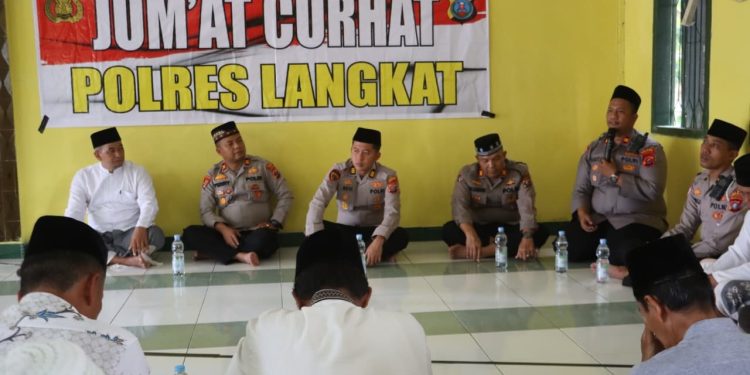 Jumat Curhat Polres Langkat, Perkuat Kamtibmas Bersama Masyarakat Banyumas. (Foto/Jhon).