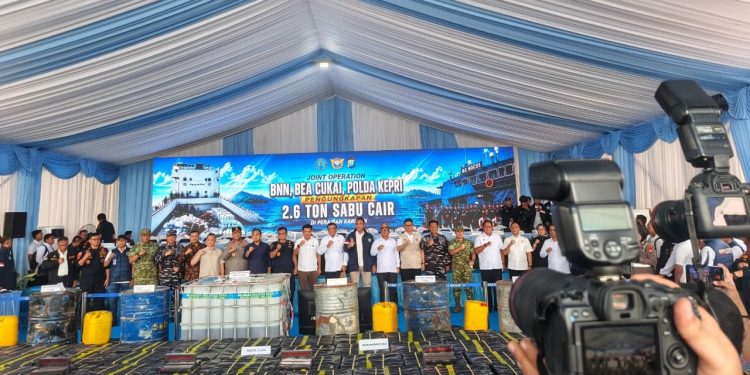 BNN dan Bea Cukai Batam melakukan konfrensi pers di kantor Bea Cukai Tanjungf Ucang. (Foto/Evi Ramadani).