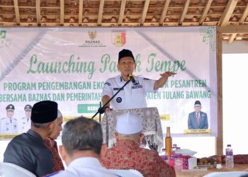 Resmikan Pabrik Tempe, Bupati Tuba, Qudrotul Ikhwan: ZIS Harus Jadi Kekuatan. (Foto/Masderik).