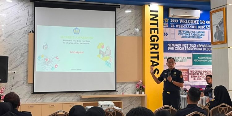 Tingkatkan Kompetensi, Kanwil Bea Cukai Aceh Gelar PKP Bertema Security Awareness. (Foto/Humas).