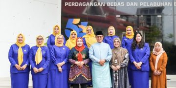 PIKORI BP Batam Salurkan Bantuan Kemanusiaan Bencana NTT melalui BAZNAS. (Foto/Humas).