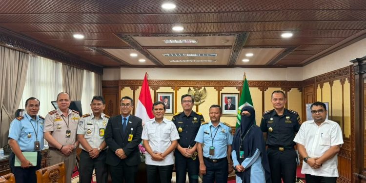 Bea Cukai Aceh Turut Bahas Sekuritas Bandara Sultan Iskandar Muda. (Foto/Humas).