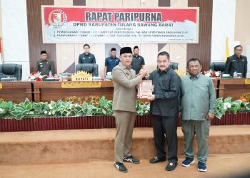 DPRD Tubaba Gelar Rapat Paripurna Raperda Pertanggungjawaban APBD 2025. (Foto/Masderik).