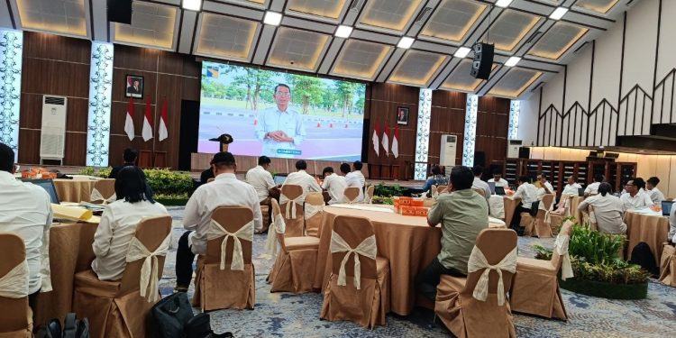 Amsakar: Wartawan Kompeten, Pers Berintegritas, Batam Semakin Hebat.(Foto/Dok pwi).